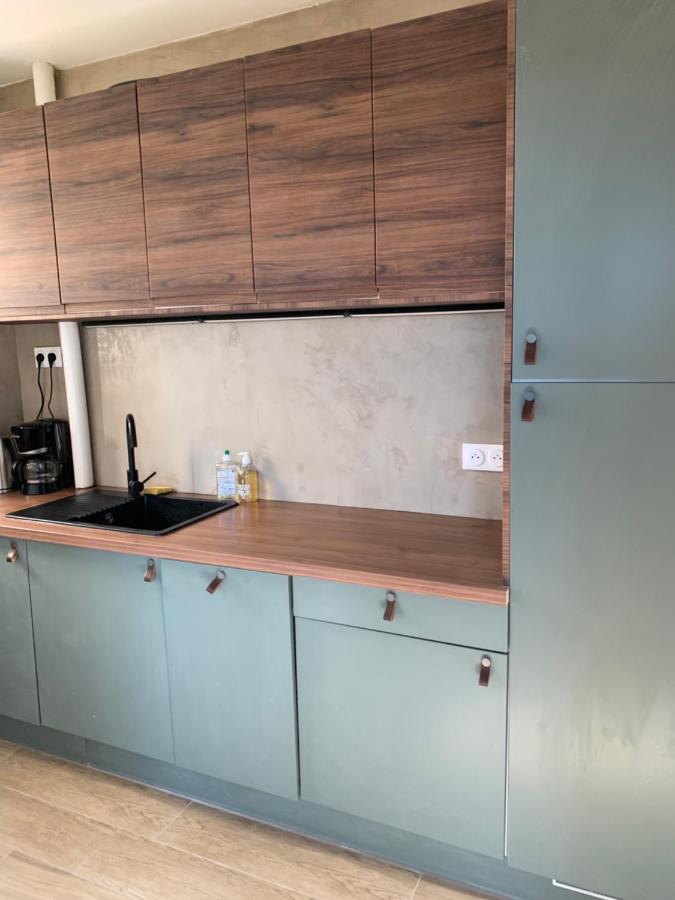 סורטס הוסגור Superbe Appartement Avec Parking Gratuit Sur Place מראה חיצוני תמונה